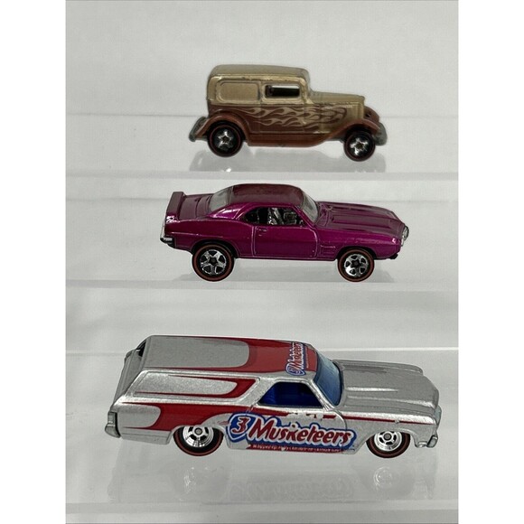 Hot Wheels Redline 1969 Pontiac Firebird ‘32 Ford Delivery Modern Chevelle - Picture 4 of 7